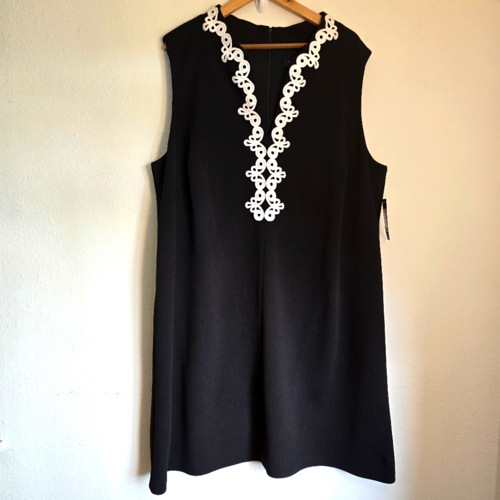 Jessica Howard Contrast-Trimmed Sleeveless Dress Size 24W